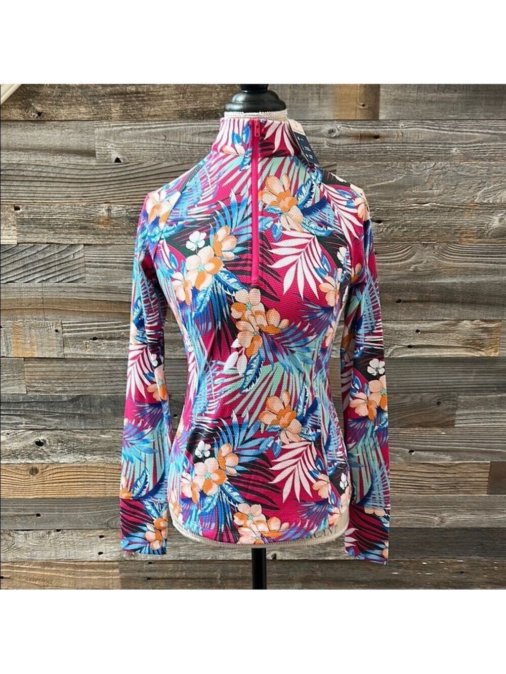 NWT Tommy Bahama Floral Long Sleeve Tennis Golf UPF 50 Active Shirt Size Small